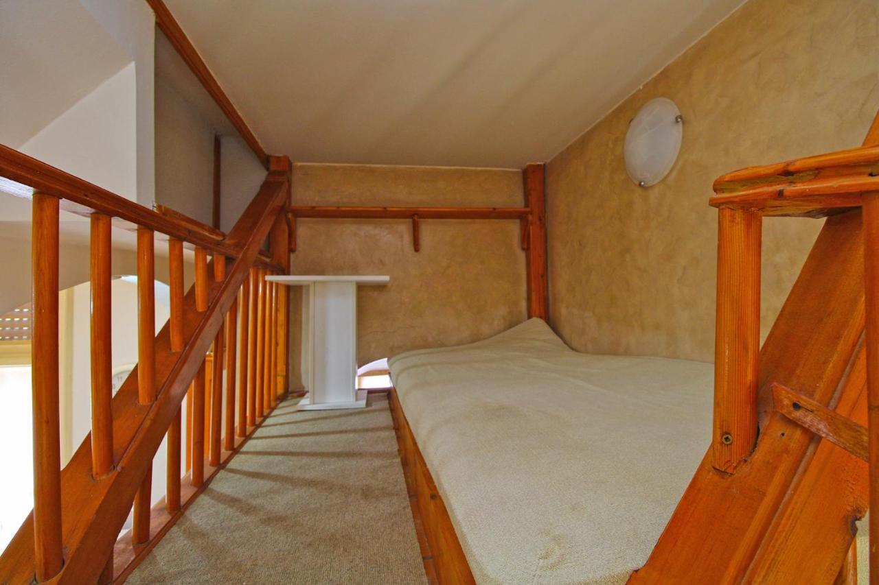 Diego 2160 Apartment